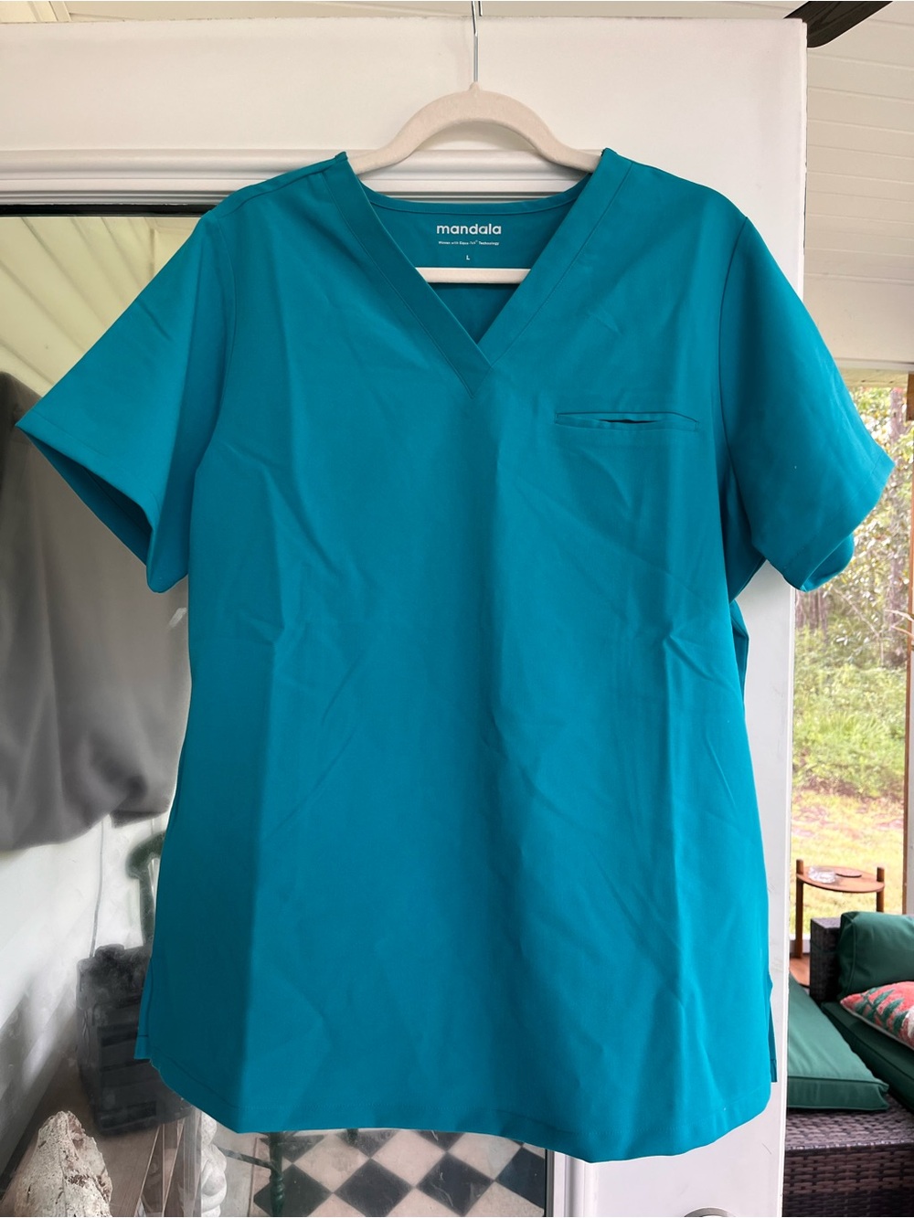Mandala Women's Teal V-Neck Scrub Top L & High Waisted Joggers Teal - L / Petite
